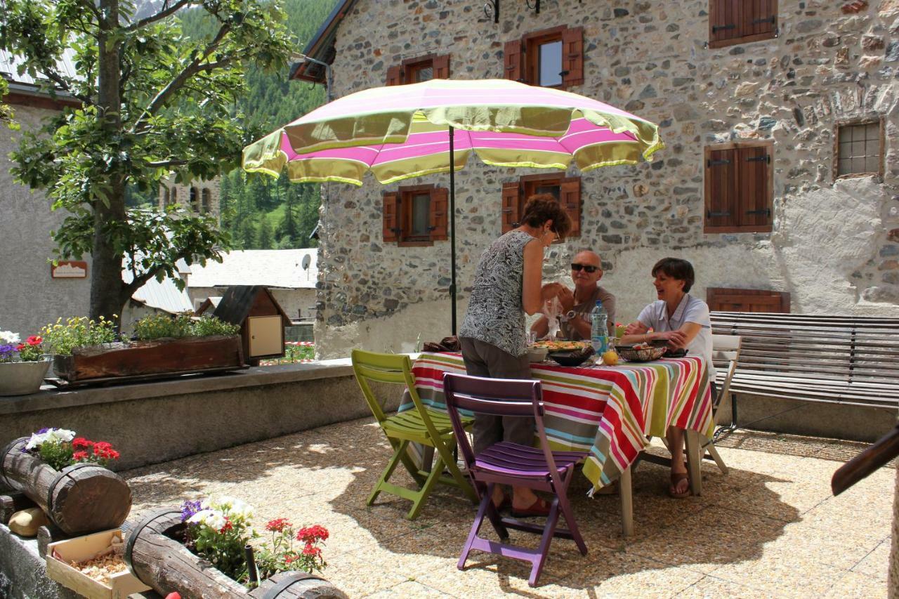 Bed and Breakfast Chez Annie & Marcel Le Monêtier-les-Bains Exteriér fotografie