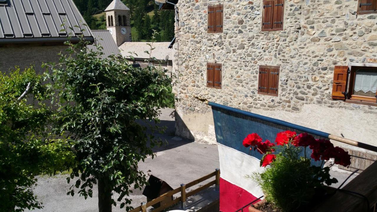 Bed and Breakfast Chez Annie & Marcel Le Monêtier-les-Bains Exteriér fotografie